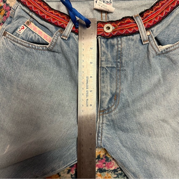 Vintage Guess Embroidered Jeans - Picture 10 of 15